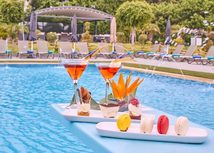 Mabrouk Hotel And Suites- Adult Only
