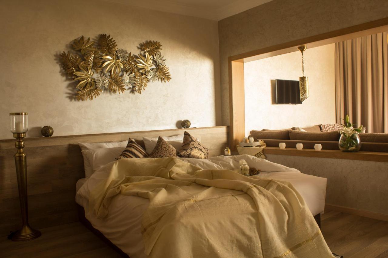 Hotel Mabrouk And Suites- Adult Only