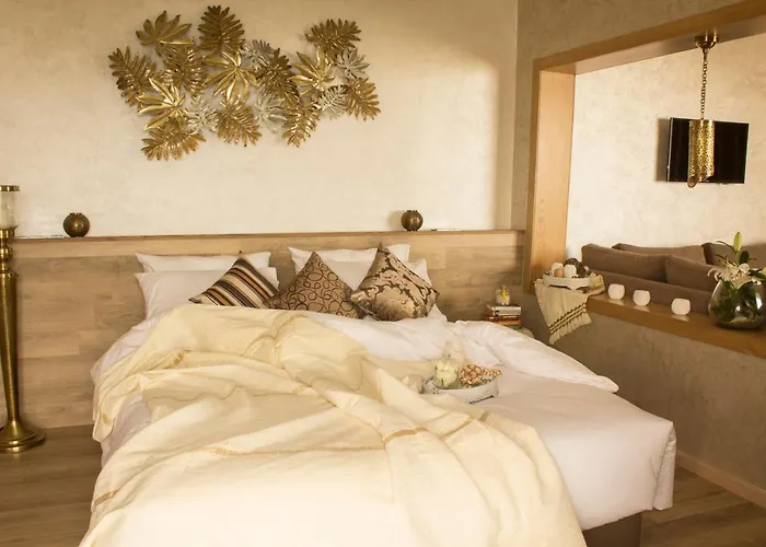 Mabrouk Hotel And Suites- Adult Only